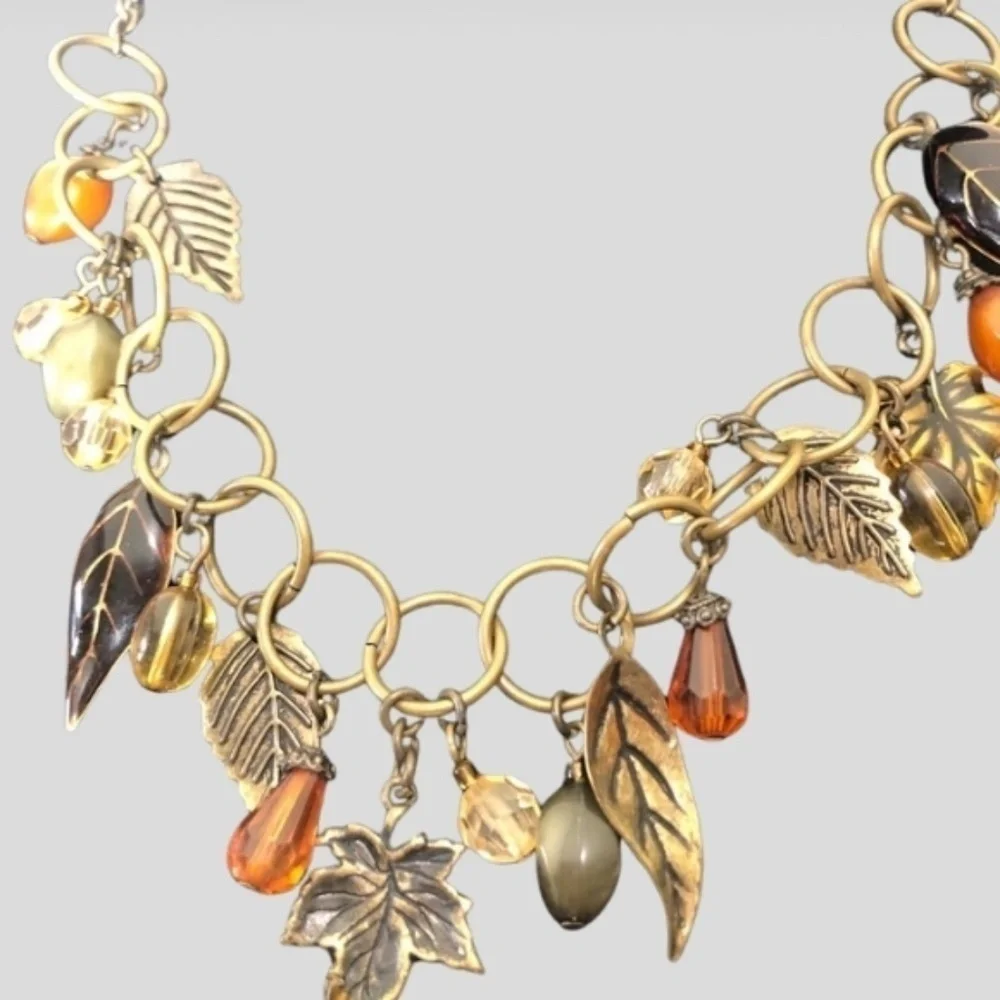 Vintage Autumn Leaf Gold Tone Necklace and Earrings Set